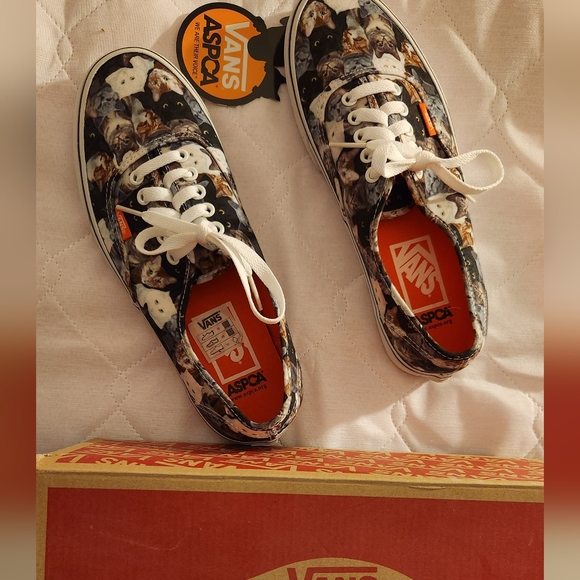 Vans Shoes Rare Vans Authentic X Aspca Cats Edition Unisexwomens Size 9 Mens 75 Poshmark